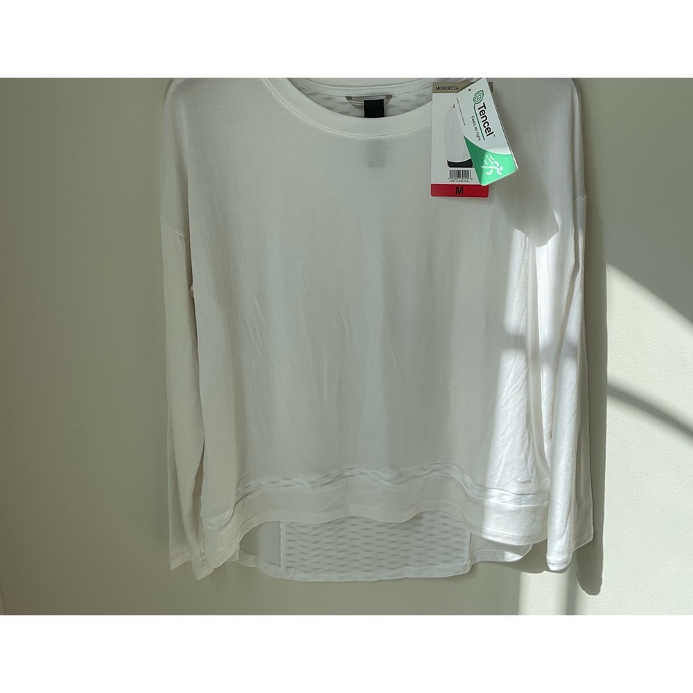 Brand New-White Mondetta Performance Long-sleeved Top (size: Medium) w/Tags